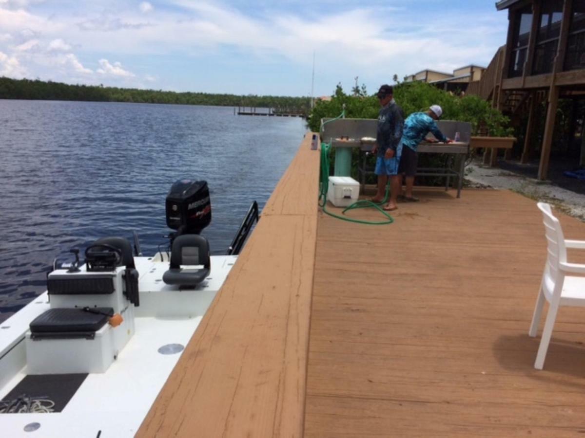 River Wilderness Waterfront Cabins Everglades City Zewnętrze zdjęcie